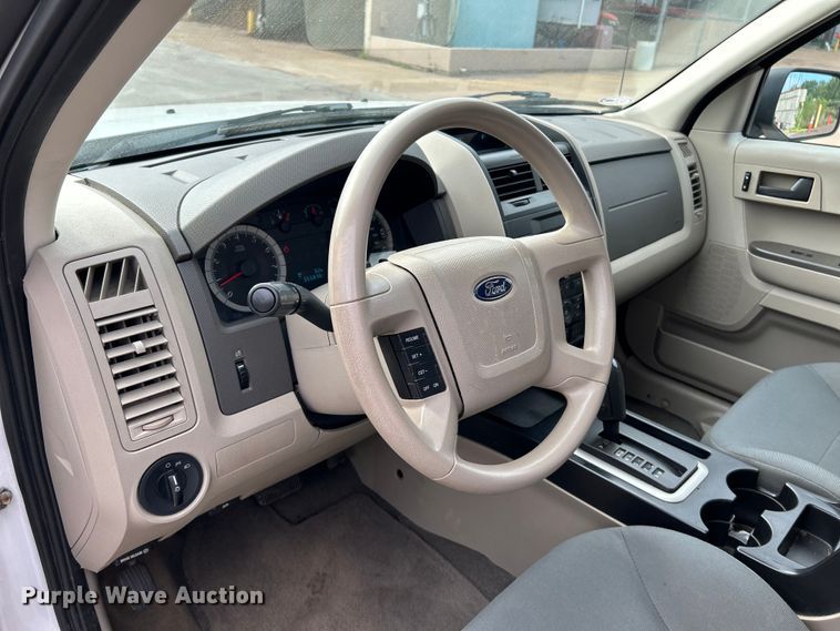 image for item NL9525 2008 Ford Escape  SUV
