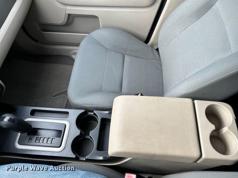 image for item NL9525 2008 Ford Escape  SUV