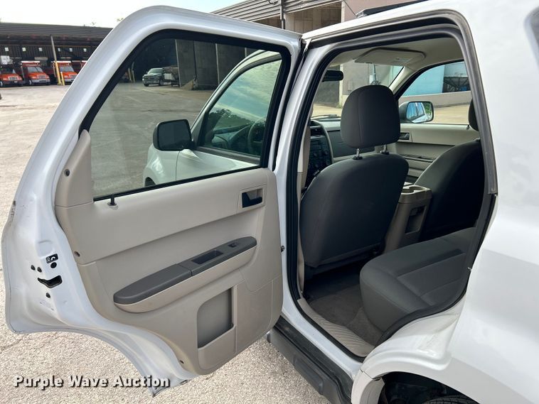 image for item NL9525 2008 Ford Escape  SUV