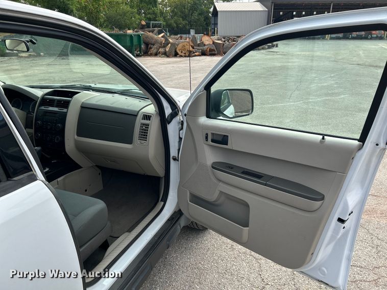 image for item NL9525 2008 Ford Escape  SUV