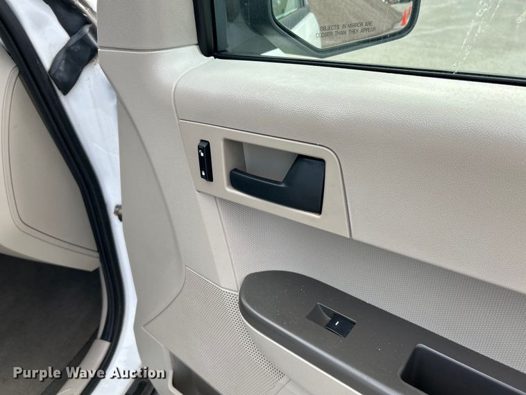 image for item NL9525 2008 Ford Escape  SUV