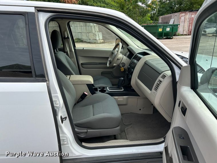 image for item NL9525 2008 Ford Escape  SUV