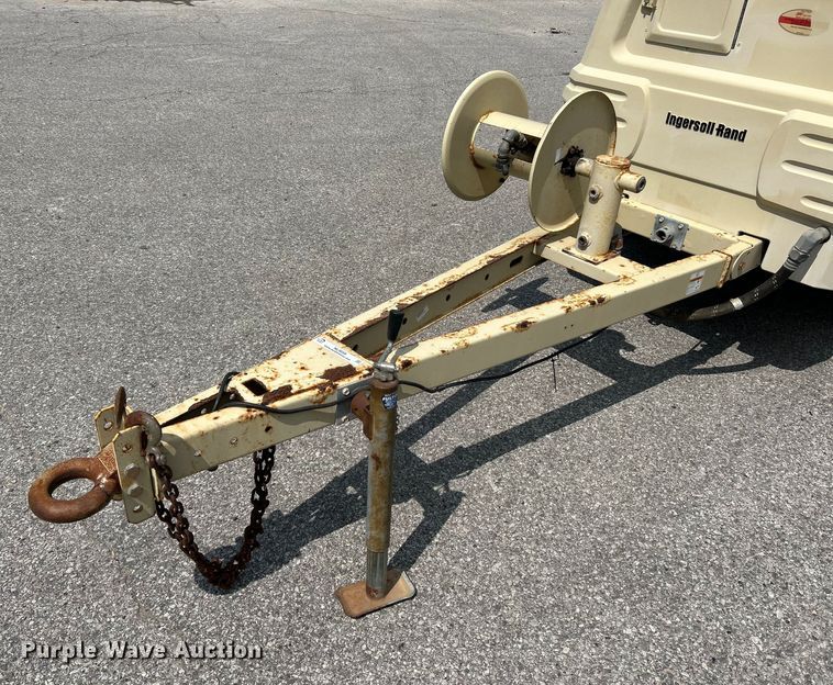 image for item NL9559 2007 Ingersoll Rand P185WJD  air compressor