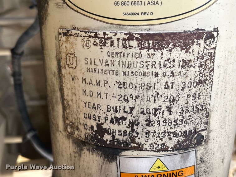 image for item NL9559 2007 Ingersoll Rand P185WJD  air compressor