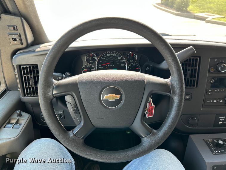 image for item NL9569 2014 Chevrolet Express 4500  ambulance