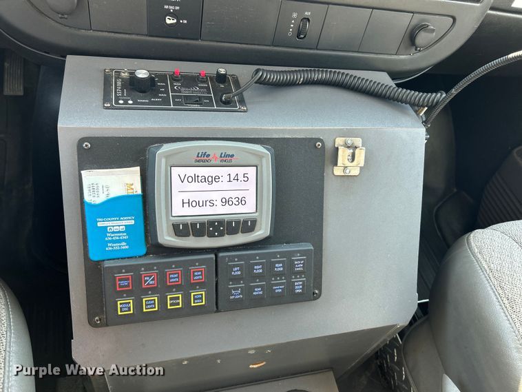 image for item NL9569 2014 Chevrolet Express 4500  ambulance