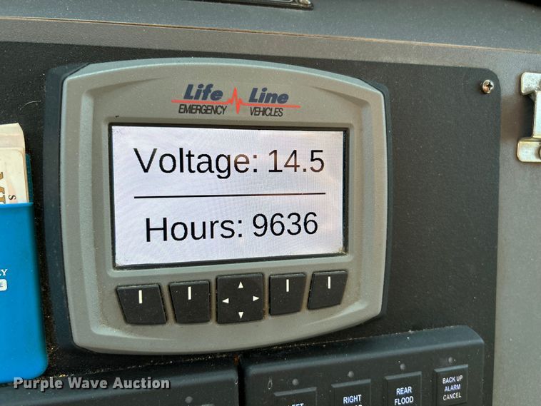 image for item NL9569 2014 Chevrolet Express 4500  ambulance