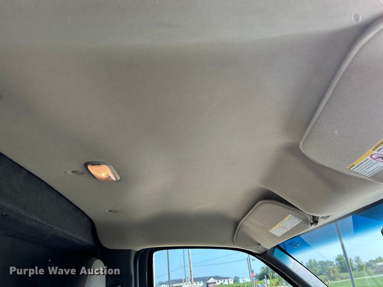 image for item NL9569 2014 Chevrolet Express 4500  ambulance