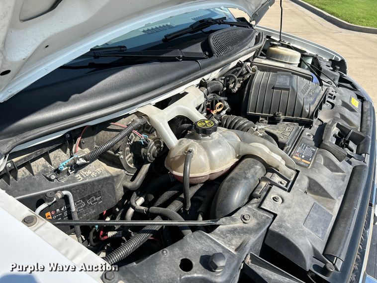 image for item NL9569 2014 Chevrolet Express 4500  ambulance