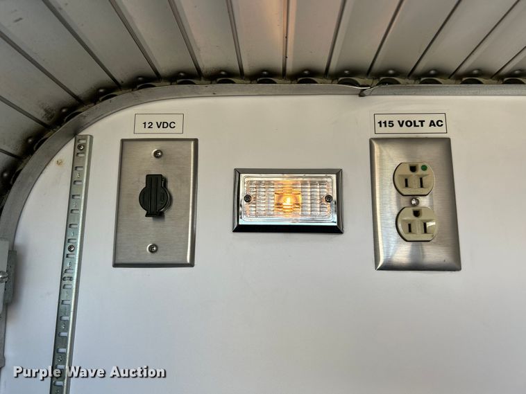 image for item NL9569 2014 Chevrolet Express 4500  ambulance