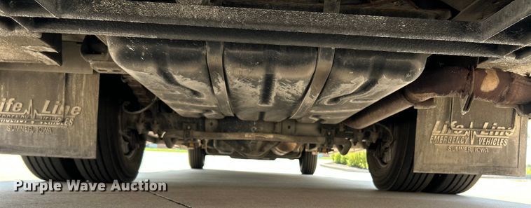 image for item NL9569 2014 Chevrolet Express 4500  ambulance