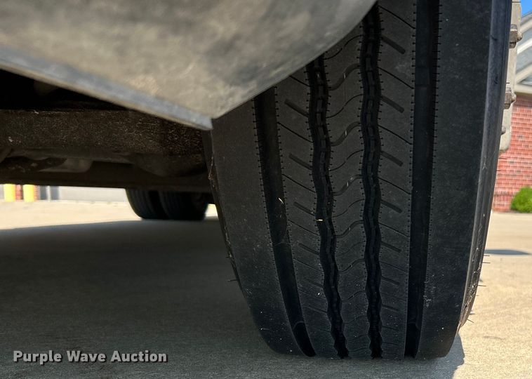 image for item NL9569 2014 Chevrolet Express 4500  ambulance