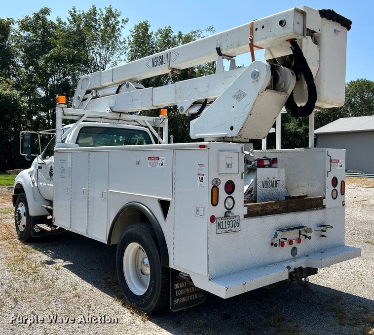 image for item NL9570 2000 Ford F750 XL Super Duty  bucket truck