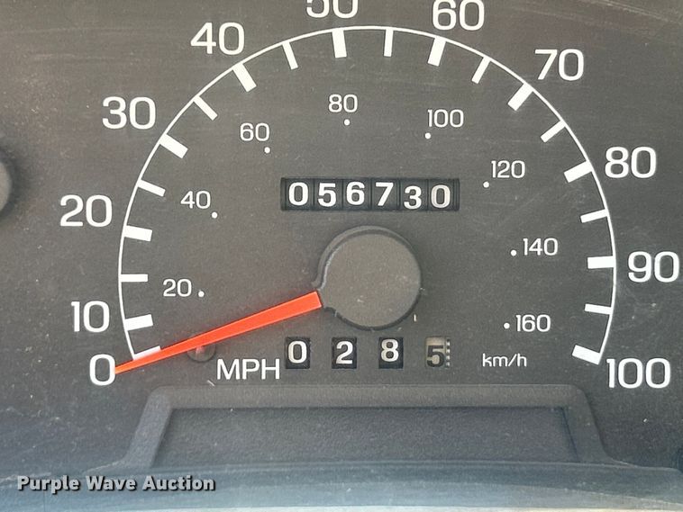 image for item NL9570 2000 Ford F750 XL Super Duty  bucket truck