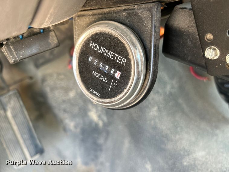 image for item NL9570 2000 Ford F750 XL Super Duty  bucket truck