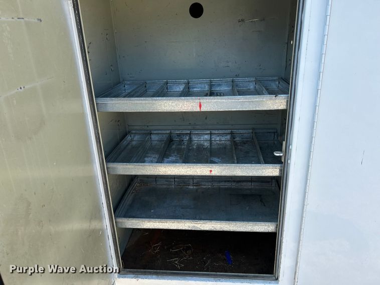 image for item NL9570 2000 Ford F750 XL Super Duty  bucket truck