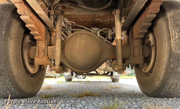 image for item NL9570 2000 Ford F750 XL Super Duty  bucket truck