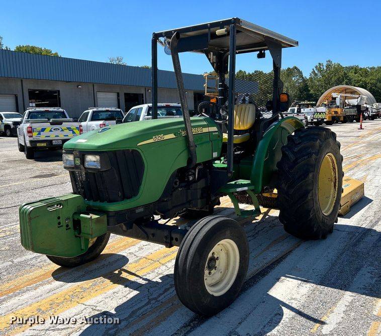 image for item NL9576 2008 John Deere 5325  tractor