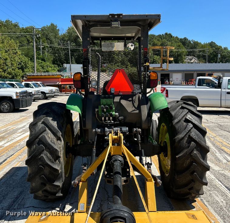image for item NL9576 2008 John Deere 5325  tractor