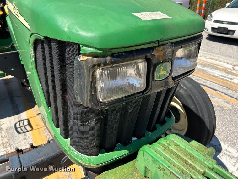 image for item NL9576 2008 John Deere 5325  tractor