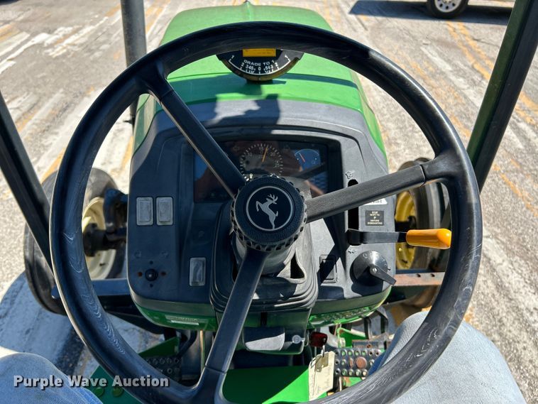 image for item NL9576 2008 John Deere 5325  tractor