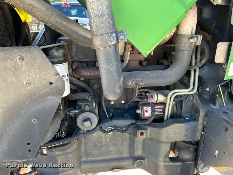 image for item NL9576 2008 John Deere 5325  tractor