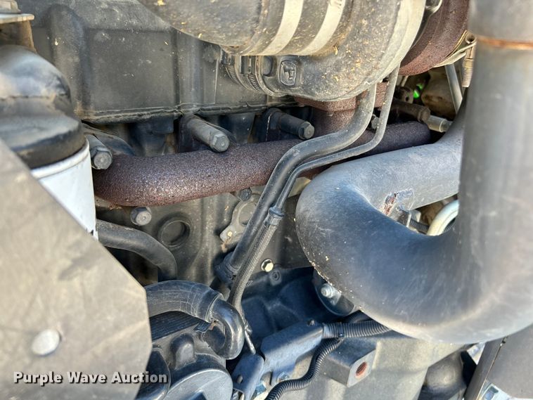 image for item NL9576 2008 John Deere 5325  tractor