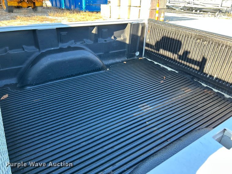 image for item NL9577 2005 Chevrolet Silverado 1500  pickup truck