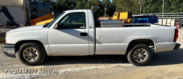 image for item NL9578 2005 Chevrolet Silverado 1500  pickup truck