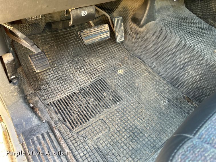 image for item NL9578 2005 Chevrolet Silverado 1500  pickup truck