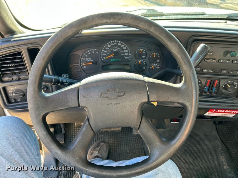 image for item NL9578 2005 Chevrolet Silverado 1500  pickup truck