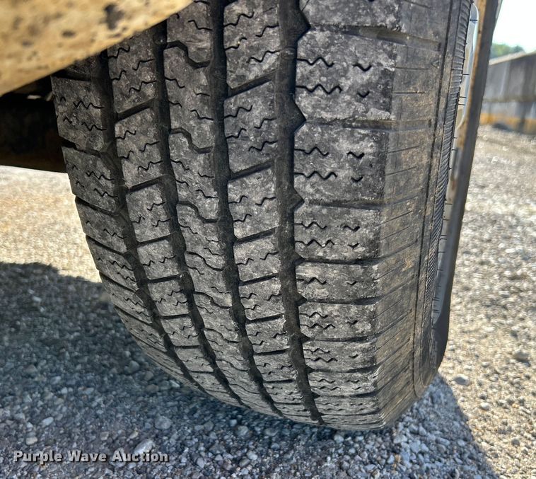 image for item NL9578 2005 Chevrolet Silverado 1500  pickup truck