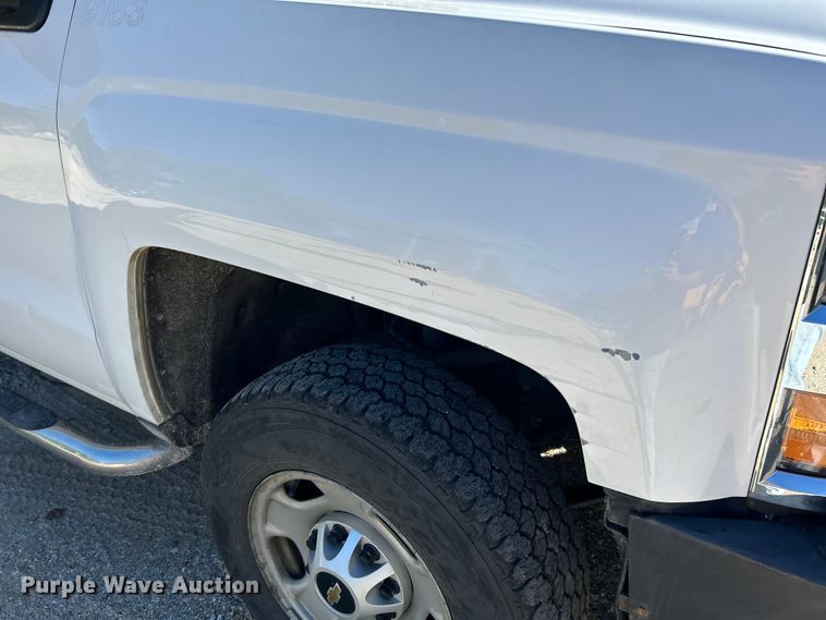 image for item NL9579 2015 Chevrolet Silverado 2500HD  Double Cab utility bed pickup truck