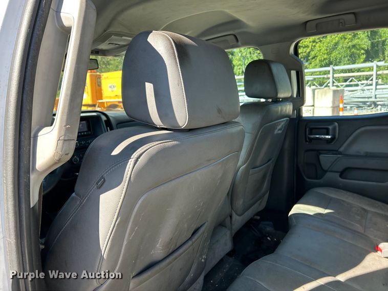 image for item NL9579 2015 Chevrolet Silverado 2500HD  Double Cab utility bed pickup truck