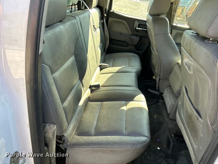 image for item NL9579 2015 Chevrolet Silverado 2500HD  Double Cab utility bed pickup truck