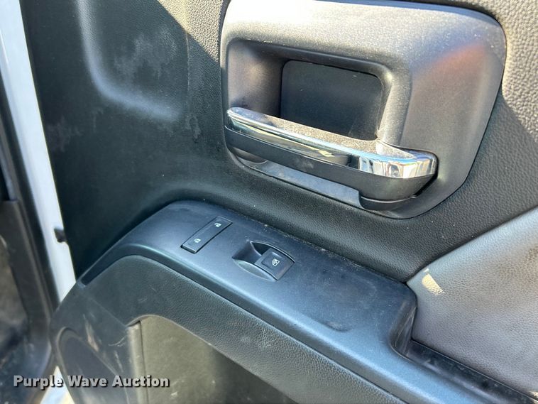 image for item NL9579 2015 Chevrolet Silverado 2500HD  Double Cab utility bed pickup truck