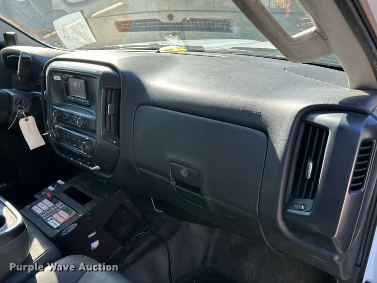 image for item NL9579 2015 Chevrolet Silverado 2500HD  Double Cab utility bed pickup truck