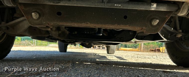 image for item NL9579 2015 Chevrolet Silverado 2500HD  Double Cab utility bed pickup truck