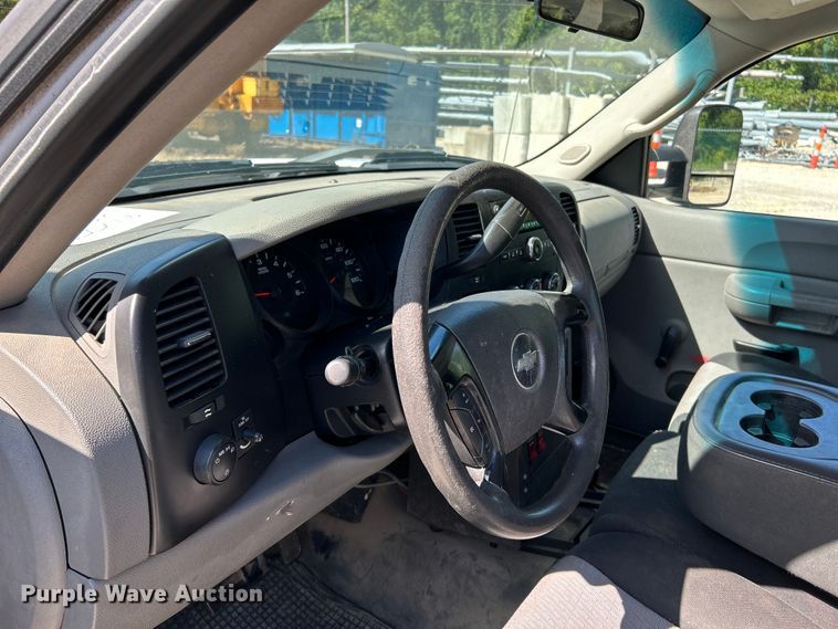 image for item NL9580 2008 Chevrolet Silverado 1500  Ext. Cab pickup truck