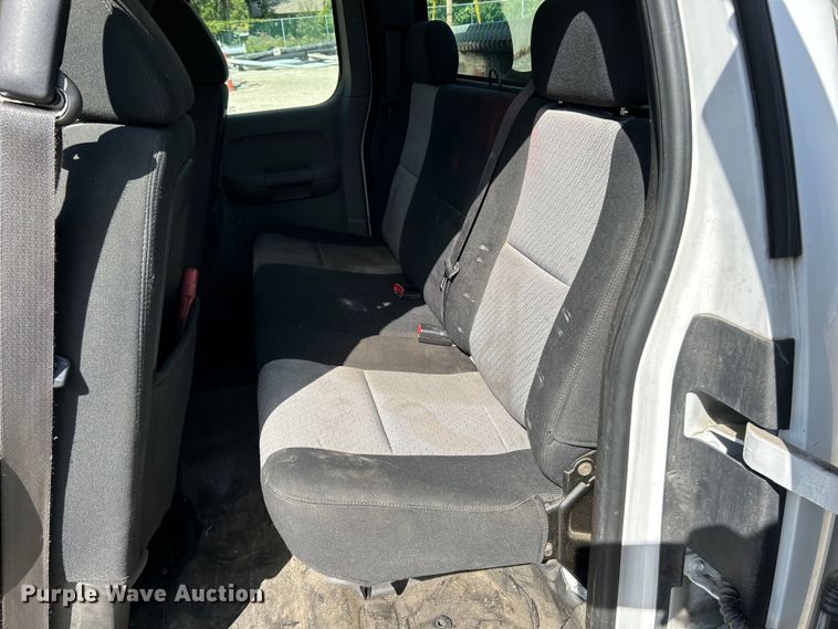 image for item NL9580 2008 Chevrolet Silverado 1500  Ext. Cab pickup truck