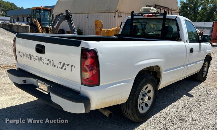 image for item NL9581 2005 Chevrolet Silverado 1500  pickup truck