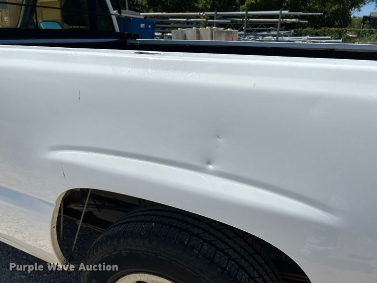 image for item NL9581 2005 Chevrolet Silverado 1500  pickup truck