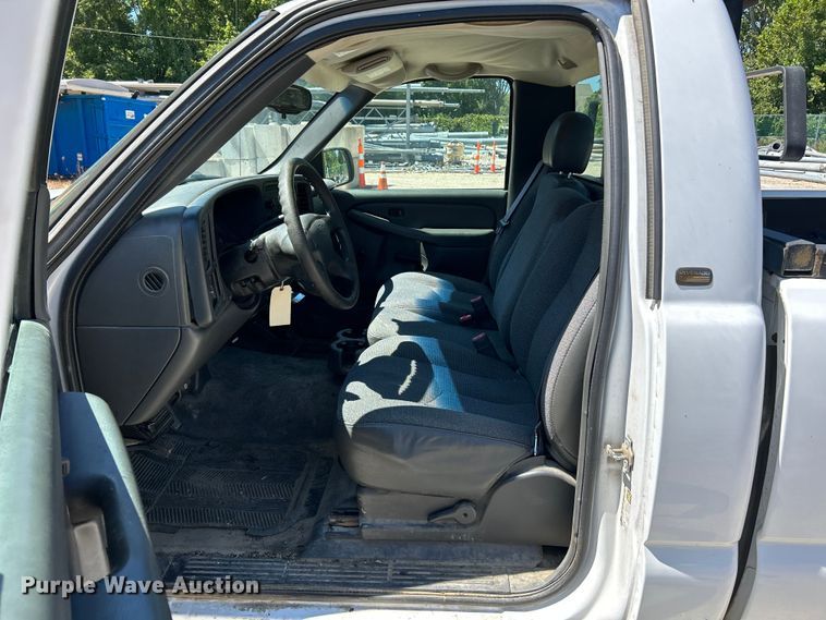 image for item NL9581 2005 Chevrolet Silverado 1500  pickup truck