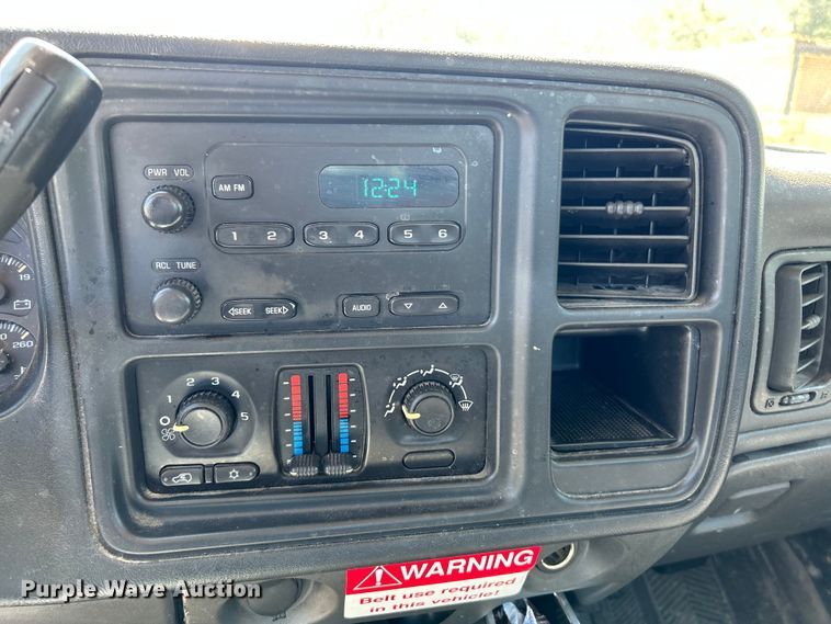 image for item NL9581 2005 Chevrolet Silverado 1500  pickup truck