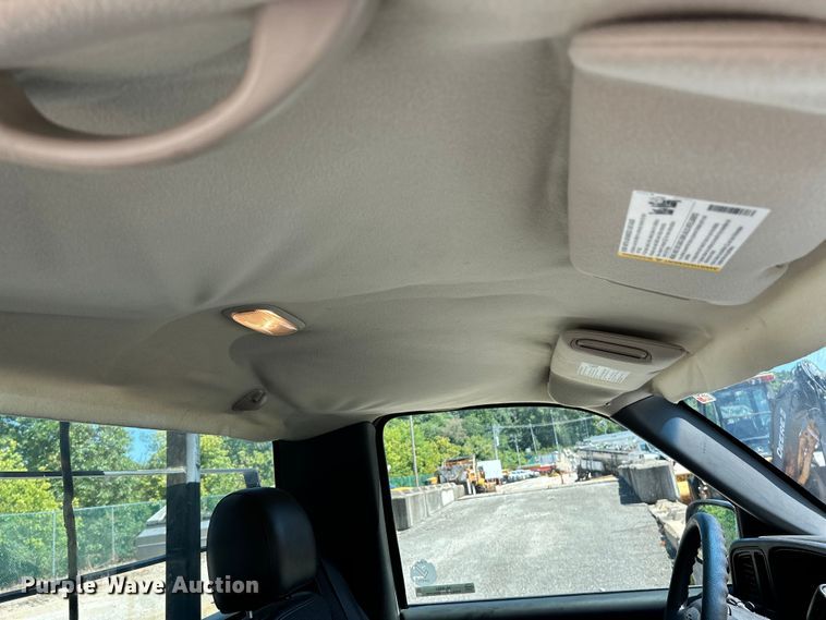 image for item NL9581 2005 Chevrolet Silverado 1500  pickup truck