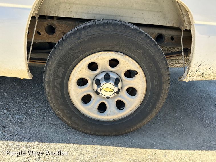 image for item NL9581 2005 Chevrolet Silverado 1500  pickup truck