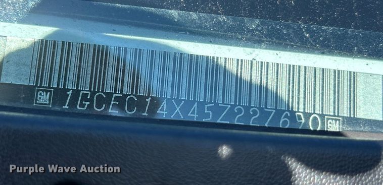 image for item NL9581 2005 Chevrolet Silverado 1500  pickup truck