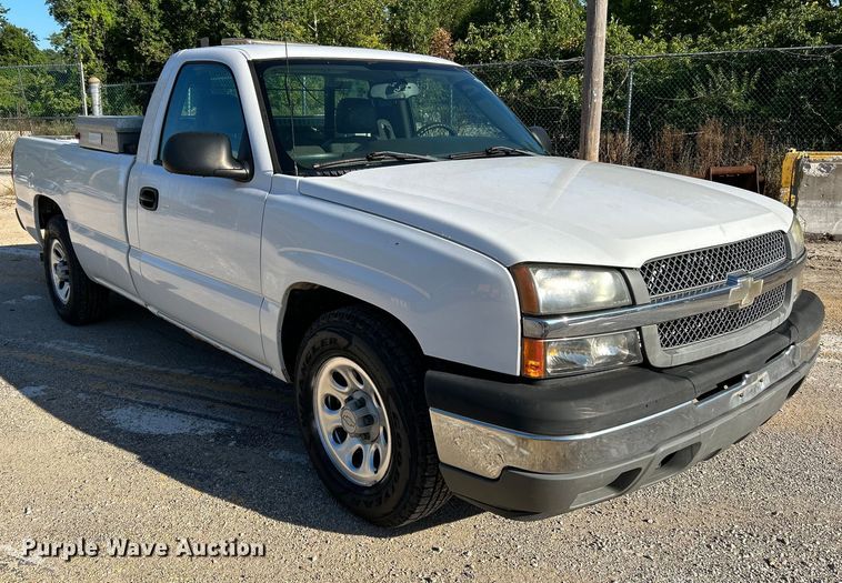 image for item NL9582 2005 Chevrolet Silverado 1500  pickup truck