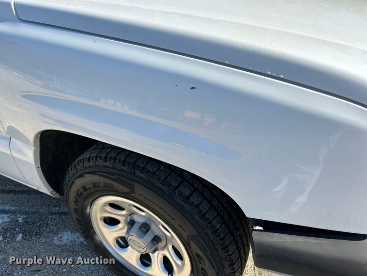 image for item NL9582 2005 Chevrolet Silverado 1500  pickup truck