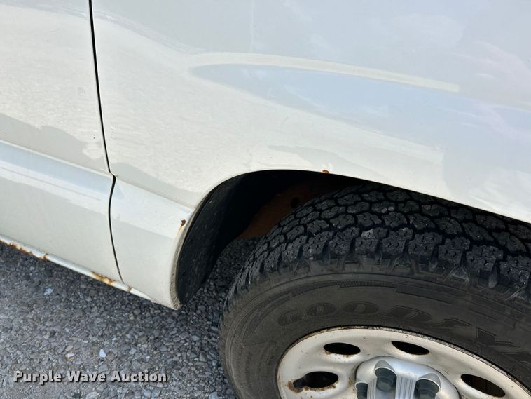 image for item NL9583 2005 Chevrolet Silverado 1500  pickup truck